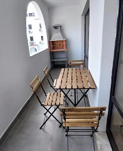 Apartament Enjoy Pool, And At 2bedroom Only 3 Minutes From Mareta's *