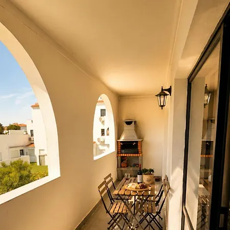 Apartamento Enjoy Pool, And At 2bedroom Only 3 Minutes From Mareta's *