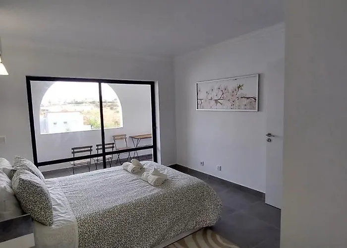 Mareta Oasis: Poolside Retreat Steps From Shore